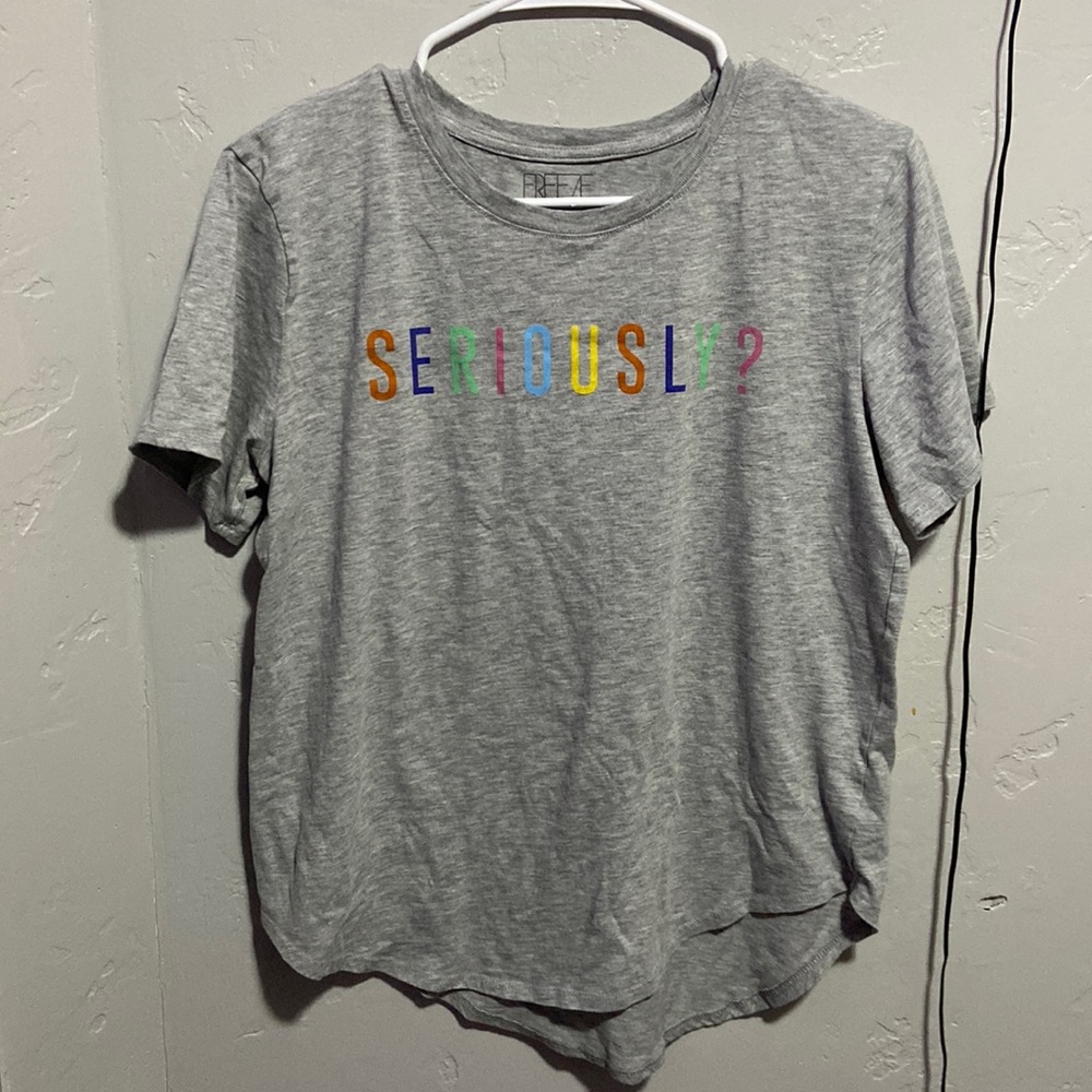 Tee shirt